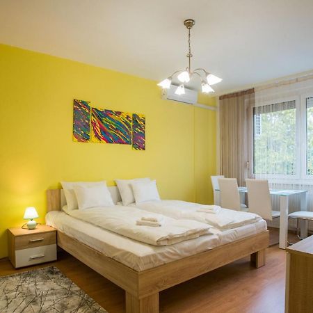 Otthon-Laksz Apartman Nyíregyháza 外观 照片