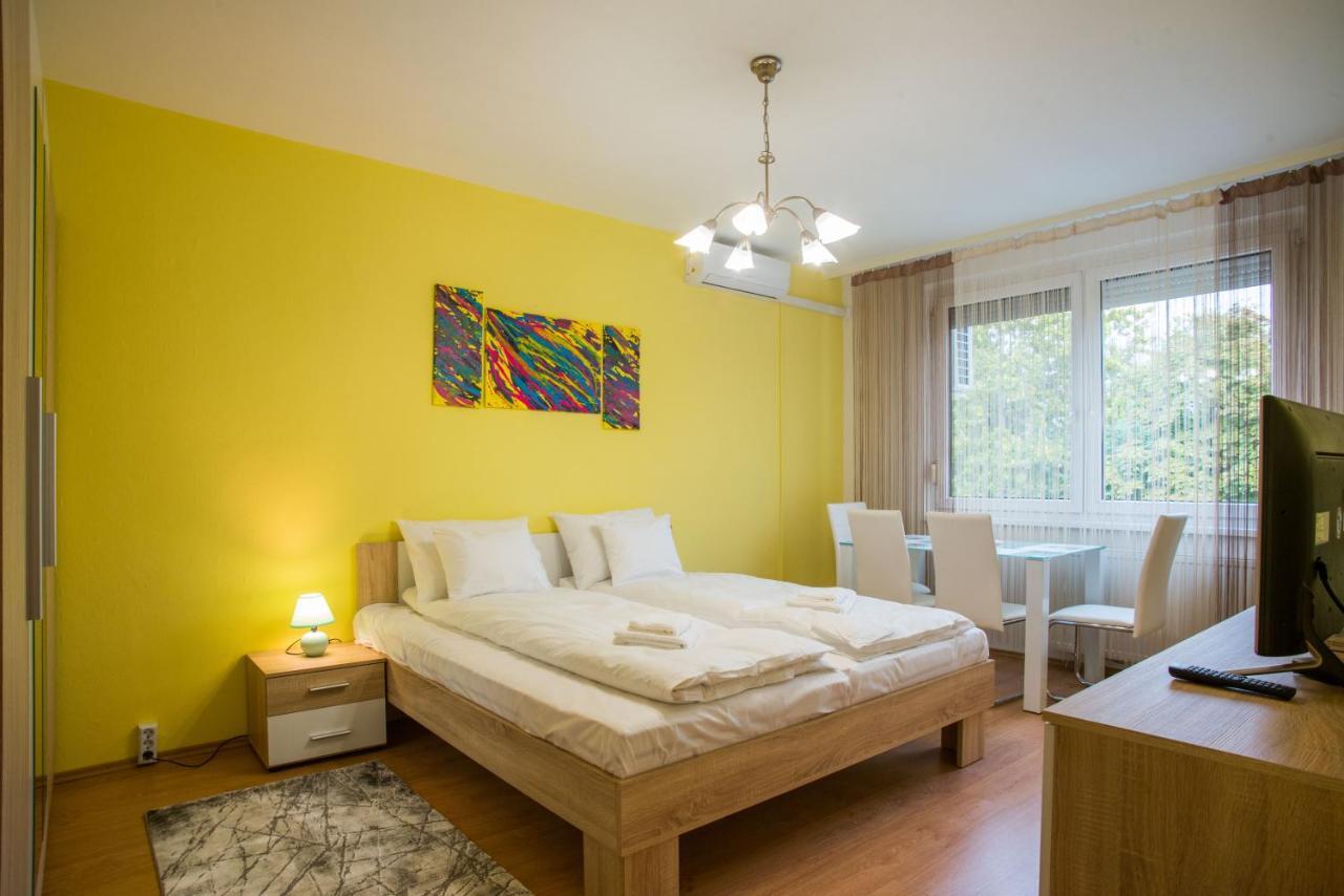 Otthon-Laksz Apartman Nyíregyháza 外观 照片