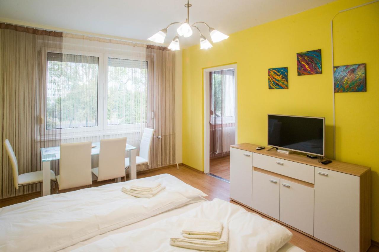 Otthon-Laksz Apartman Nyíregyháza 外观 照片