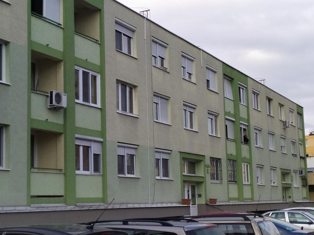 Otthon-Laksz Apartman Nyíregyháza 外观 照片